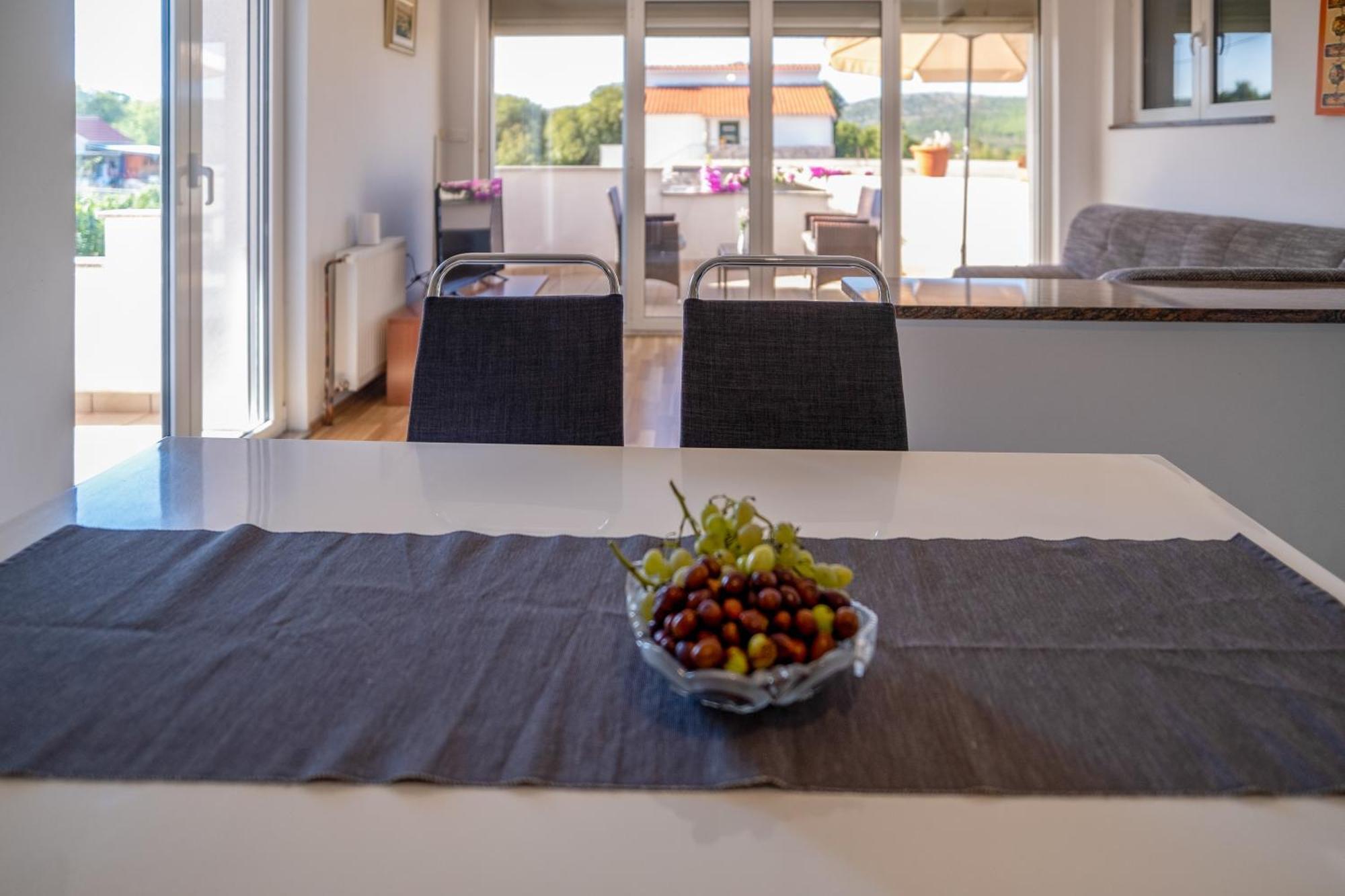 Apartment Bura Šibenik Extérieur photo